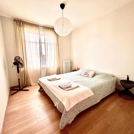 Quartier Des Arenes Апартаменты *